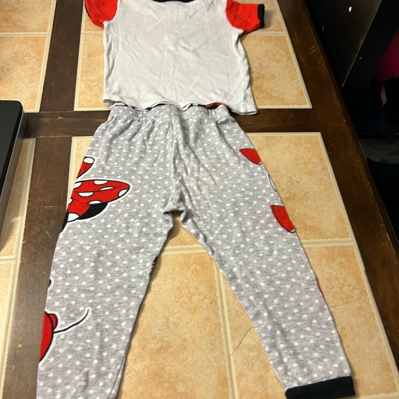 Disney Minnie Mouse bows Pajama Set Girls Size 4T - Picture 5 of 5